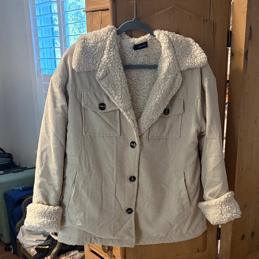 Cozy Cream Teddy Jacket with Sherpa Lining